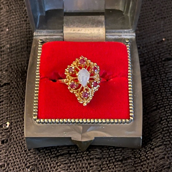 Opal and Ruby Ring 14 karat gold - Picture 1 of 5